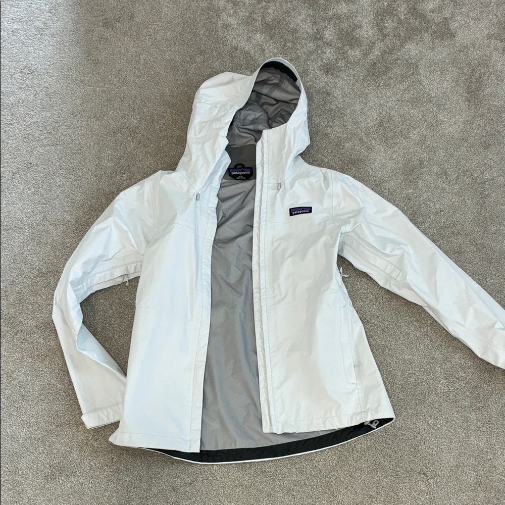 Patagonia Women's White Ski Jacket